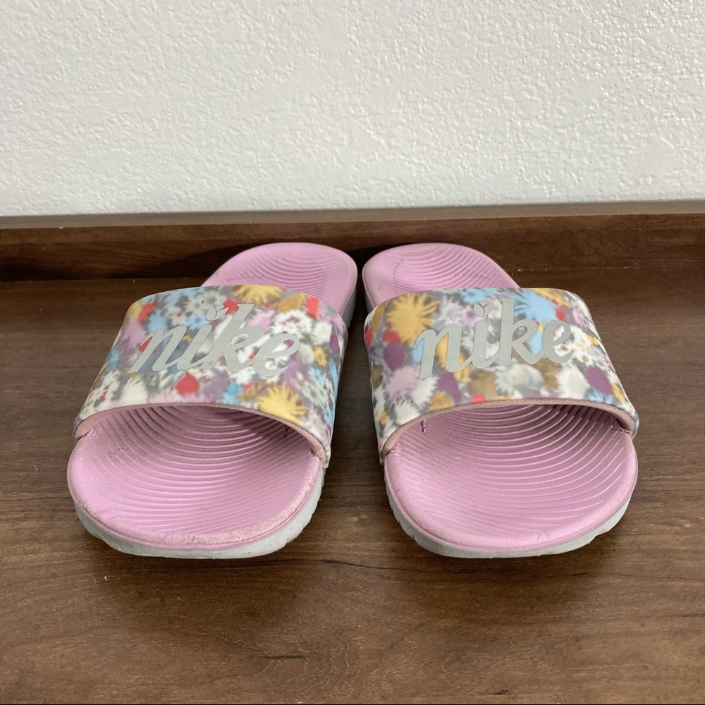 Nike pink girls blossom floral slides sandals girls 2 - Picture 3 of 8
